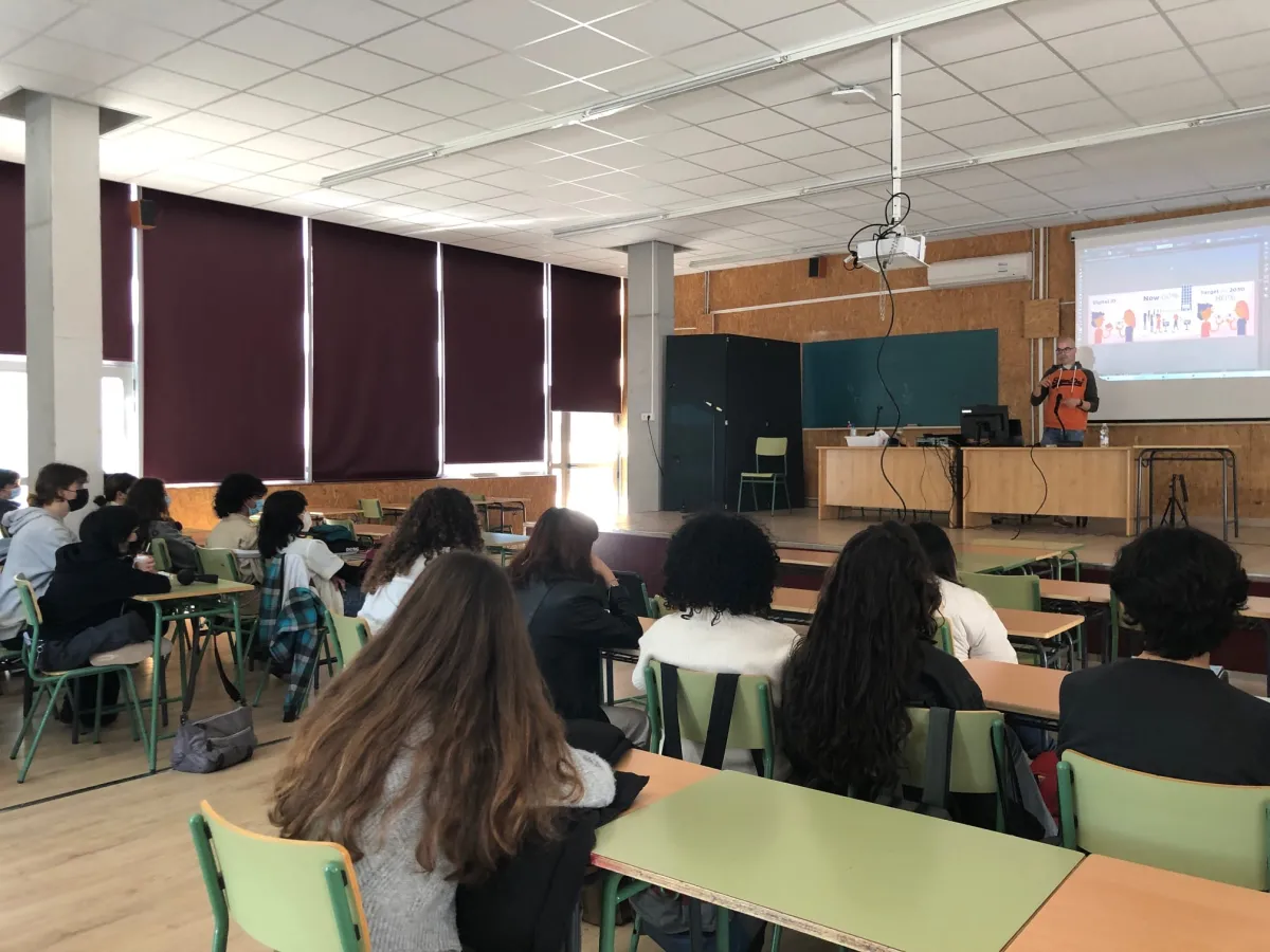 Charla en el IES El Carmen